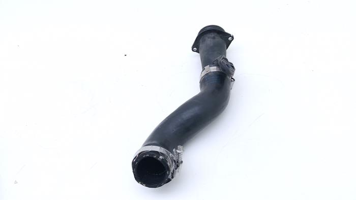 Gebrauchte Intercooler Rohr Volkswagen Touareg (7PA/PH) 4.2 TDI V8 DPF 32V Preis € 95,00 Margenregelung angeboten von Automaterialen Ronald Morien B.V.
