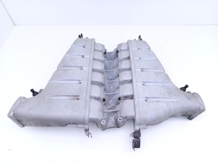 Gebrauchte Ansaugbrugge Bentley Continental GT 6.0 W12 48V Preis € 245,00 Margenregelung angeboten von Automaterialen Ronald Morien B.V.