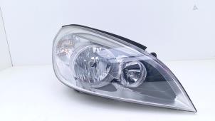 Usagé Phare droit Volvo V60 I (FW/GW) 1.6 T3 16V Prix € 235,95 Prix TTC proposé par Automaterialen Ronald Morien B.V.