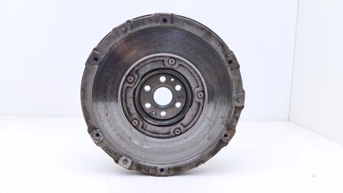 Gebrauchte Doppelte Masse Schwungrad Volvo V60 I (FW/GW) 1.6 T3 16V Preis € 175,45 Mit Mehrwertsteuer angeboten von Automaterialen Ronald Morien B.V.