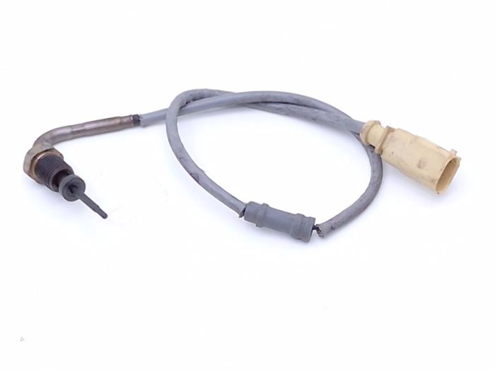 Used Particulate filter sensor Volkswagen Golf VIII (CD1) 1.4 GTE 16V Price € 49,00 Margin scheme offered by Automaterialen Ronald Morien B.V.