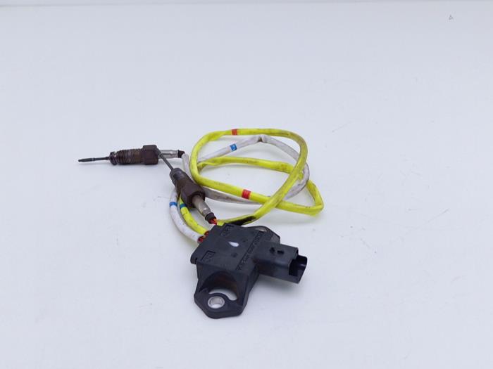Usagé Capteur température d'Echappement Nissan Interstar 2.3 dCi 180 16V Prix € 90,75 Prix TTC proposé par Automaterialen Ronald Morien B.V.