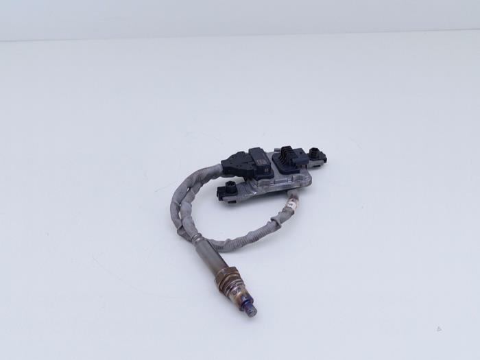 Used Nox sensor Volkswagen Caddy IV 2.0 TDI 75 Price € 302,50 Inclusive VAT offered by Automaterialen Ronald Morien B.V.