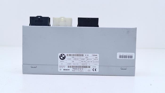 Używane Modul silnika tylnej klapy BMW 2 serie Active Tourer (F45) 220i 2.0 TwinPower Turbo 16V Cena € 45,00 Procedura marży oferowane przez Automaterialen Ronald Morien B.V.