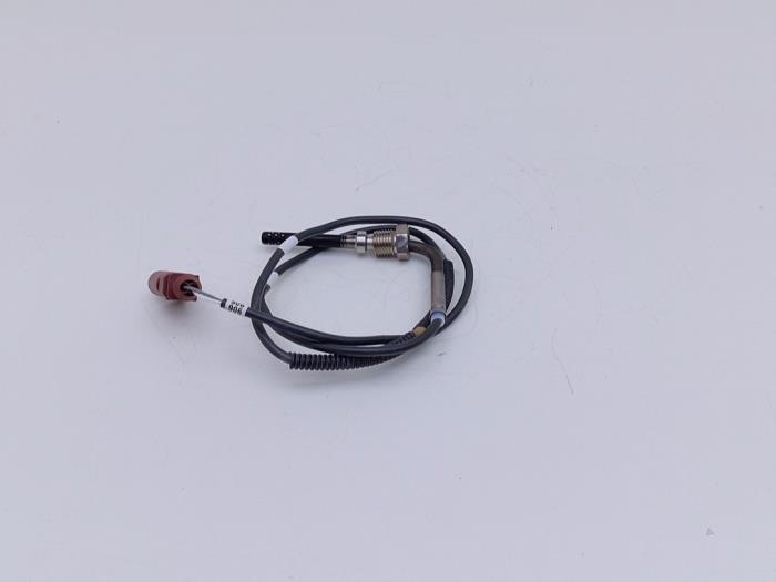 Usagé Sensor température d’échappement Volkswagen Touareg (7PA/PH) 4.2 TDI V8 DPF 32V Prix € 95,00 Règlement à la marge proposé par Automaterialen Ronald Morien B.V.