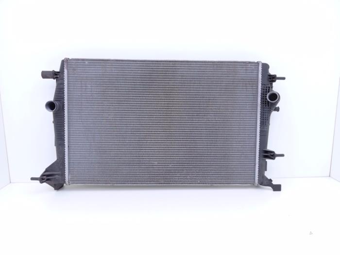 Usagé Radiateur Renault Scénic III (JZ) 1.6 Energy dCi 130 Prix € 49,00 Règlement à la marge proposé par Automaterialen Ronald Morien B.V.