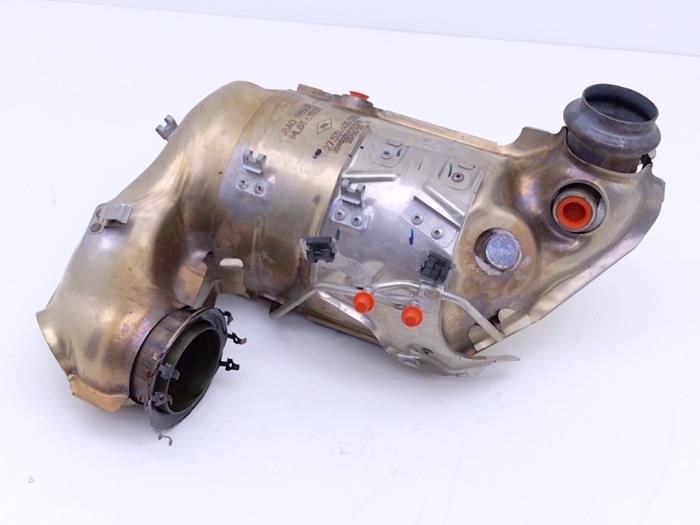 Usagé Catalyseur Nissan Qashqai (J12) 1.3 DIG-T 150 16V Prix € 594,99 Prix TTC proposé par Automaterialen Ronald Morien B.V.