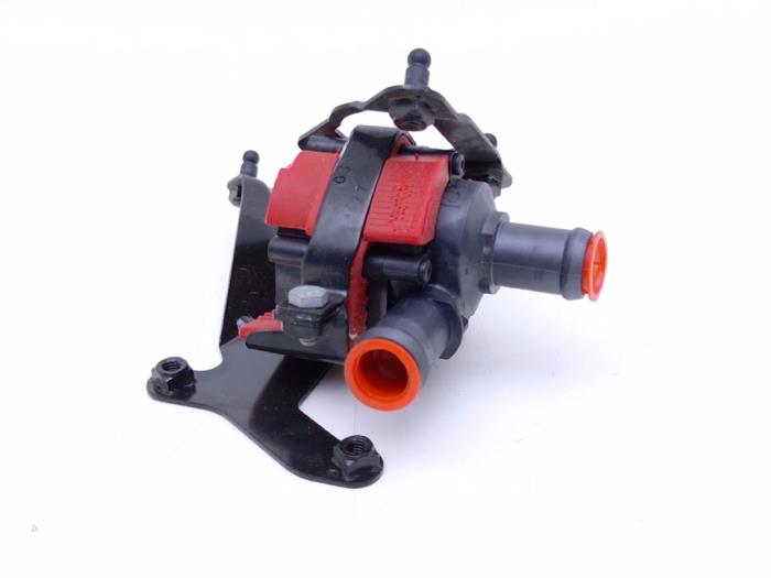 Begagnade Extra vattenpump Audi RS 6 Avant (C7) 4.0 V8 TFSI Performance 32V Pris € 59,00 Inklusive moms erbjuds av Automaterialen Ronald Morien B.V.