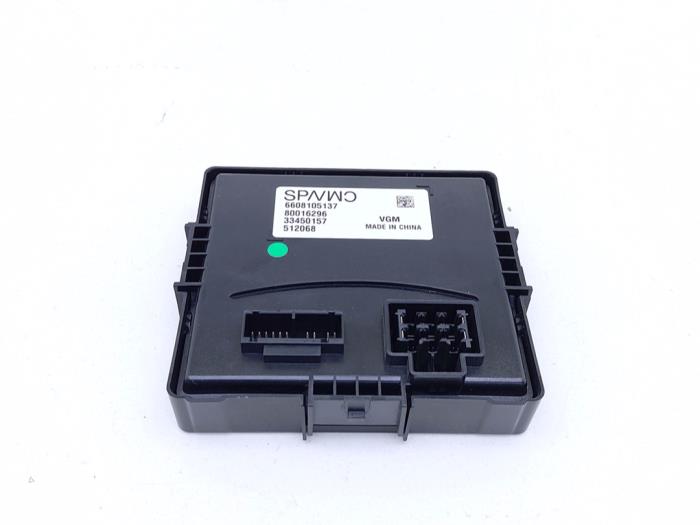 Używane Modul gateway Volvo EX30 Twin Motor Performance 69 kWh Cena € 195,00 Procedura marży oferowane przez Automaterialen Ronald Morien B.V.