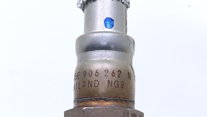 Lambda probe from a Volkswagen Golf VIII (CD1) 1.5 eHybrid 16V 2024