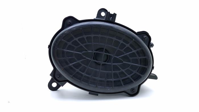Gebrauchte Subwoofer Renault Captur II (RJB) 1.6 E-Tech 145 Preis € 68,99 Mit Mehrwertsteuer angeboten von Automaterialen Ronald Morien B.V.