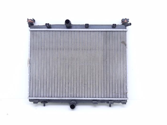 Usagé Radiateur Peugeot 2008 (UD/UK/UR/US/UX) 1.2 VTi 12V PureTech 100 Prix € 145,00 Règlement à la marge proposé par Automaterialen Ronald Morien B.V.