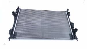 Usagé Radiateur Peugeot 308 SW (L4/L9/LC/LJ/LR) 1.2 12V e-THP PureTech 130 Prix € 49,00 Règlement à la marge proposé par Automaterialen Ronald Morien B.V.