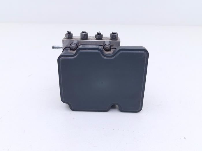Usagé Bloc ABS Peugeot Rifter (ER/EC/EZ) 1.5 BlueHDi 100 Prix € 79,00 Règlement à la marge proposé par Automaterialen Ronald Morien B.V.
