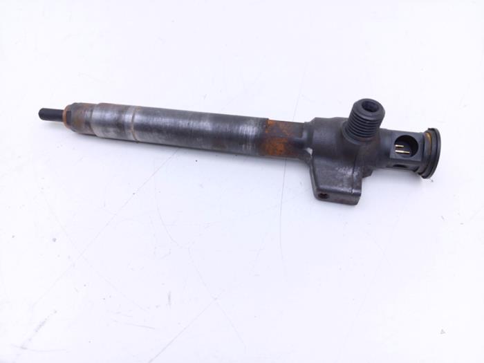 Usagé Injecteurs Peugeot Expert (V1/VA/VB/VE/VF/VT/VY) 2.0 Blue HDi 145 16V Prix € 124,99 Prix TTC proposé par Automaterialen Ronald Morien B.V.