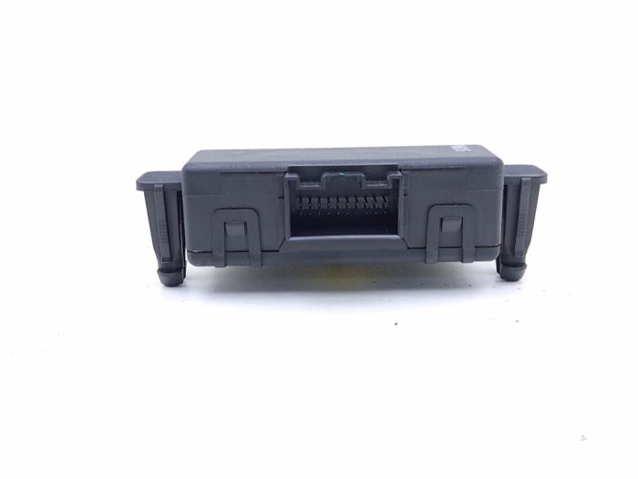 Usagé Module Gateway Porsche Cayenne (9PA) 3.2 V6 24V Prix € 65,00 Règlement à la marge proposé par Automaterialen Ronald Morien B.V.