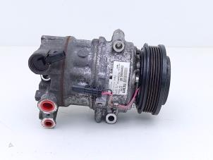Usados Bomba de aire acondicionado Opel Astra K Sports Tourer 1.0 Turbo 12V Precio € 49,00 Norma de margen ofrecido por Automaterialen Ronald Morien B.V.