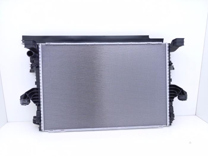 Used Radiator Volkswagen Transporter T6 2.0 TDI 150 4Motion Price € 235,95 Inclusive VAT offered by Automaterialen Ronald Morien B.V.