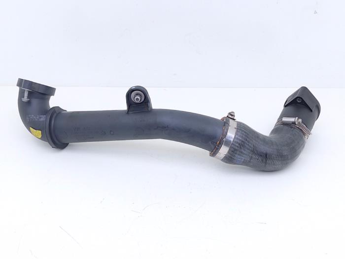 Usagé Tube intercooler Skoda Rapid Spaceback 1.6 TDI 16V Prix € 61,98 Règlement à la marge proposé par Automaterialen Ronald Morien B.V.