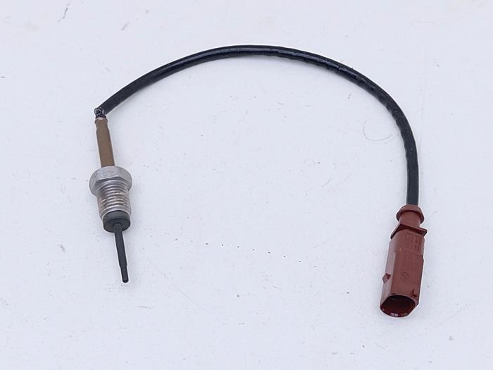 New Particulate filter sensor Volkswagen Caddy Combi V (SBB/SBJ) 2.0 TDI BlueMotionTechnology Price € 54,45 Inclusive VAT offered by Automaterialen Ronald Morien B.V.