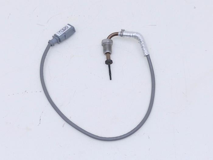 New Particulate filter sensor Volkswagen Caddy Combi V (SBB/SBJ) 2.0 TDI BlueMotionTechnology Price € 54,45 Inclusive VAT offered by Automaterialen Ronald Morien B.V.