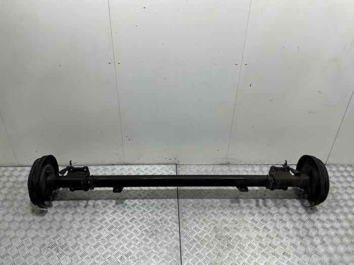 Usagé Train arrière complet MAN TGE 2.0 TDI Prix € 151,25 Prix TTC proposé par Automaterialen Ronald Morien B.V.