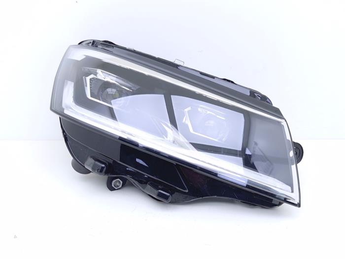 Używane Reflektor prawy Volkswagen Transporter T6 2.0 TDI 150 4Motion Cena € 961,95 Z VAT oferowane przez Automaterialen Ronald Morien B.V.