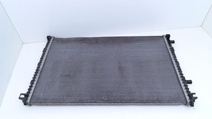 Used Radiator Porsche Cayenne III (9YA) 3.0 V6 Turbo 24V E-Hybrid Price € 114,95 Inclusive VAT offered by Automaterialen Ronald Morien B.V.