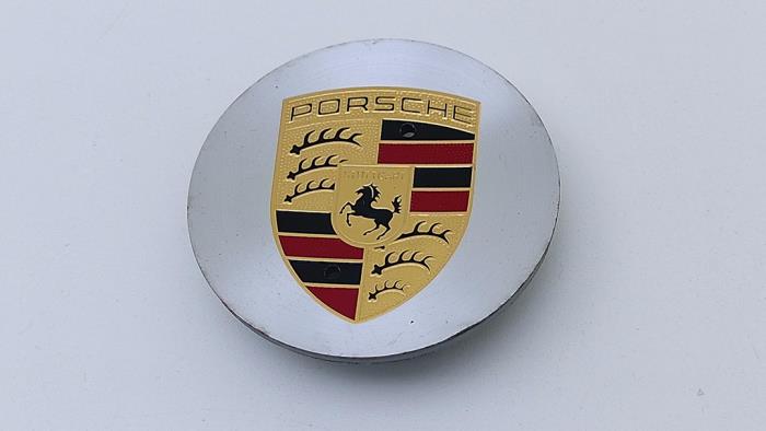 Używane Kolpak Porsche Cayenne III (9YA) 3.0 V6 Turbo 24V E-Hybrid Cena € 59,29 Z VAT oferowane przez Automaterialen Ronald Morien B.V.