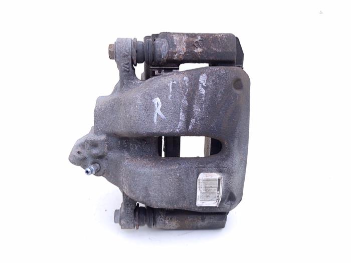 Gebrauchte Bremszange rechts vorne Opel Corsa F (UB/UH/UP) 1.5 CDTI 100 Preis € 49,00 Margenregelung angeboten von Automaterialen Ronald Morien B.V.