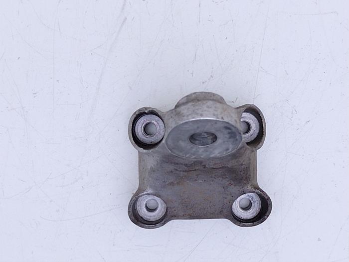 Engine mount from a Ferrari Maranello 550 48V 2001