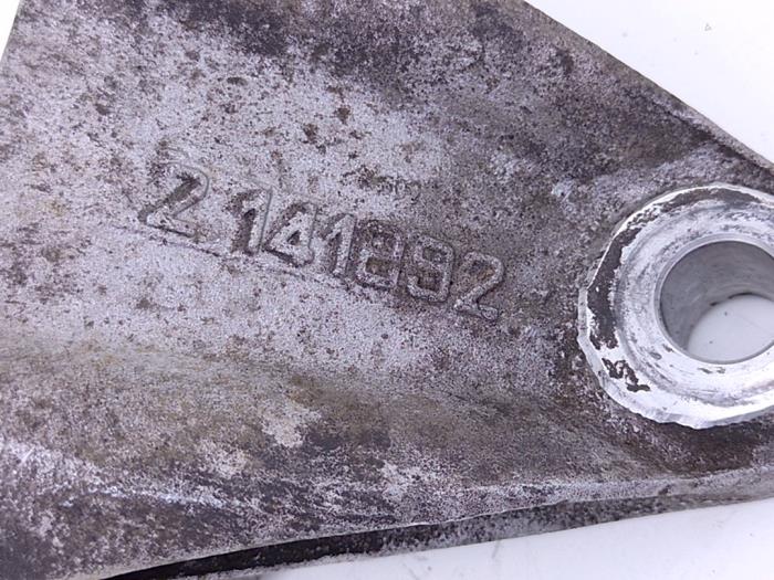 Engine mount from a Ferrari Maranello 550 48V 2001