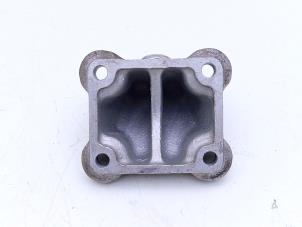 Engine mount from a Ferrari Maranello 550 48V 2001