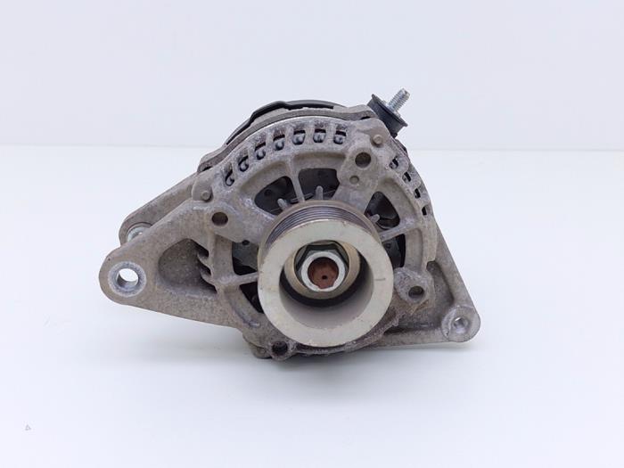 Gebrauchte Dynamo Suzuki SX4 S-Cross (JY) 1.0 Booster Jet Turbo 12V Preis € 75,00 Margenregelung angeboten von Automaterialen Ronald Morien B.V.