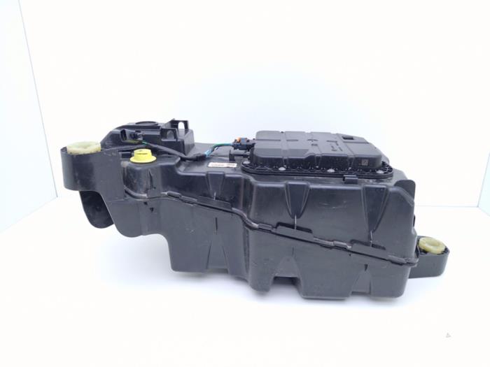 Gebrauchte Adblue Tank Opel Combo Cargo 1.5 CDTI 130 Preis € 356,95 Mit Mehrwertsteuer angeboten von Automaterialen Ronald Morien B.V.