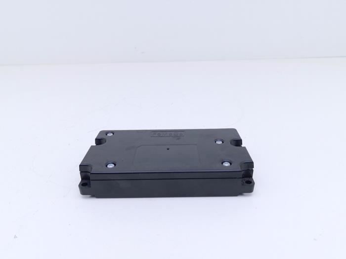 Usagé Module Bluetooth Ford Fiesta 6 (JA8) 1.0 EcoBoost 12V 100 Prix € 55,00 Règlement à la marge proposé par Automaterialen Ronald Morien B.V.