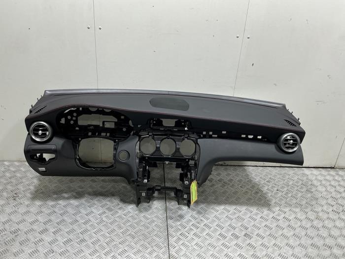 Używane Panel Mercedes GLC AMG (X253) 3.0 43 AMG V6 Turbo 4-Matic Cena € 695,00 Procedura marży oferowane przez Automaterialen Ronald Morien B.V.