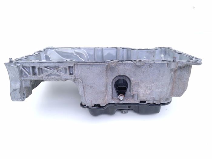 Usagé Couvercle carter Opel Astra Mk.7 1.4 Turbo 16V Prix € 49,00 Règlement à la marge proposé par Automaterialen Ronald Morien B.V.