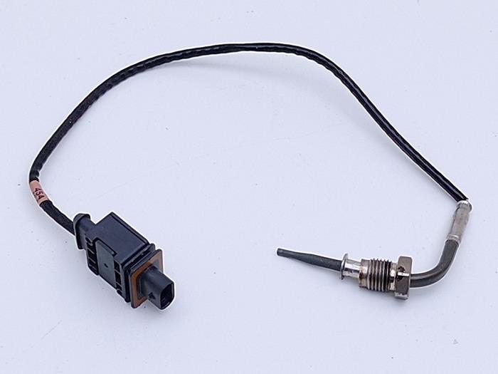 Usagé Sensor température d’échappement Volkswagen Taigo 1.5 TSI 16V Prix € 45,00 Règlement à la marge proposé par Automaterialen Ronald Morien B.V.