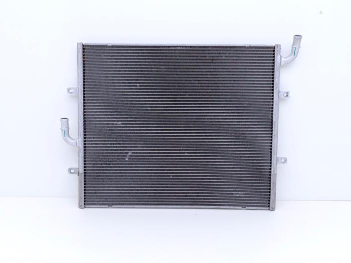 Usagé Radiateur XPENG G6 AWD Performance Prix € 195,00 Règlement à la marge proposé par Automaterialen Ronald Morien B.V.