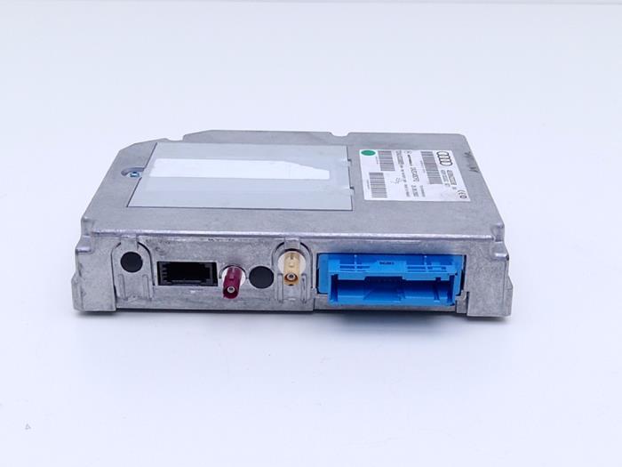 Usagé Module de communication Audi A8 (D3) 4.0 TDI V8 32V Quattro Prix € 95,00 Règlement à la marge proposé par Automaterialen Ronald Morien B.V.