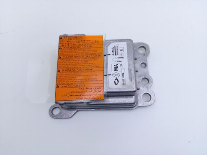 Begagnade Airbagmodul Renault Koleos I 2.0 dCi 16V Pris € 49,00 Marginaltabell erbjuds av Automaterialen Ronald Morien B.V.