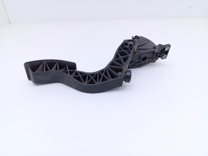Begagnade Gaspedalsensor Audi Allroad (C5) 2.5 V6 TDI 24V Pris € 9,99 Marginaltabell erbjuds av Automaterialen Ronald Morien B.V.