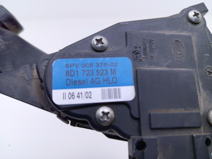 Gaspedalsensor från en Audi Allroad (C5) 2.5 V6 TDI 24V 2003