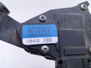 Gaspedalsensor från en Audi Allroad (C5) 2.5 V6 TDI 24V 2003