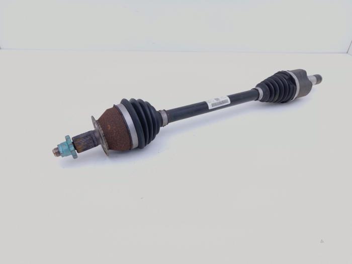 Gebrauchte Antriebswelle links vorne Volkswagen Polo VI (AW1) 1.0 MPI 12V Preis € 151,25 Mit Mehrwertsteuer angeboten von Automaterialen Ronald Morien B.V.