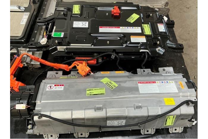 Używane Akumulator (Hybryda) Kia Xceed 1.6 GDI PHEV Cena € 1.445,00 Procedura marży oferowane przez Automaterialen Ronald Morien B.V.