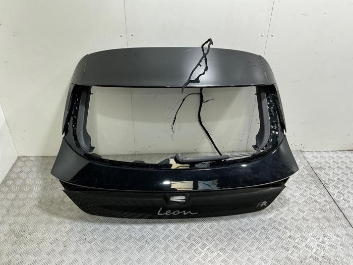 Begagnade Baklucka Seat Leon (KLB) 1.5 eTSI 16V Pris € 395,00 Inklusive moms erbjuds av Automaterialen Ronald Morien B.V.