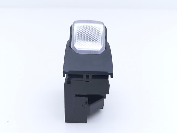 Usados Palanca selectora automática Seat Leon (KLB) 1.5 eTSI 16V Precio € 75,00 IVA incluido ofrecido por Automaterialen Ronald Morien B.V.
