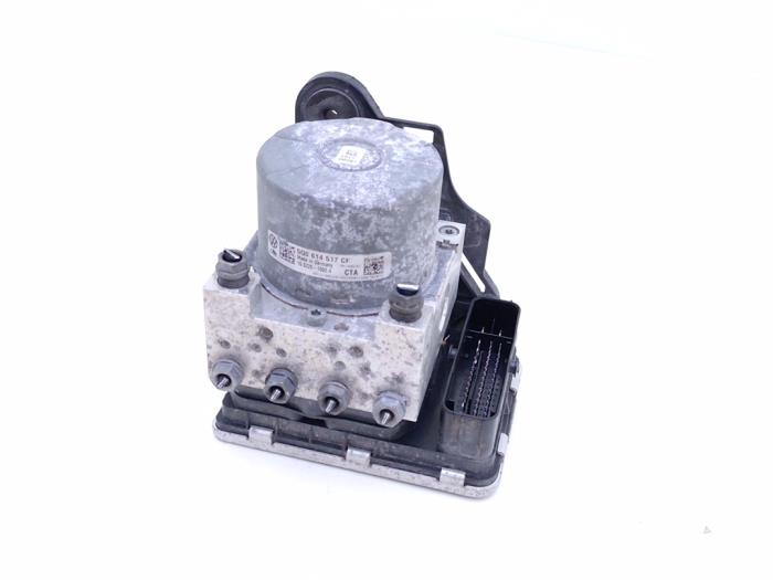 Gebrauchte ABS Pumpe Volkswagen Tiguan (AD1) 2.0 TDI 16V 4Motion Preis € 45,00 Margenregelung angeboten von Automaterialen Ronald Morien B.V.